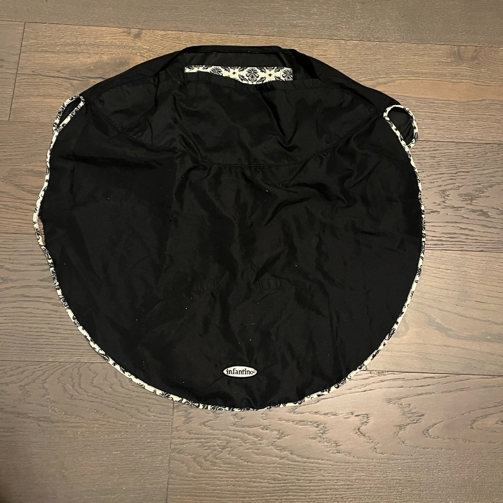 Infantino black nursing poncho EUC